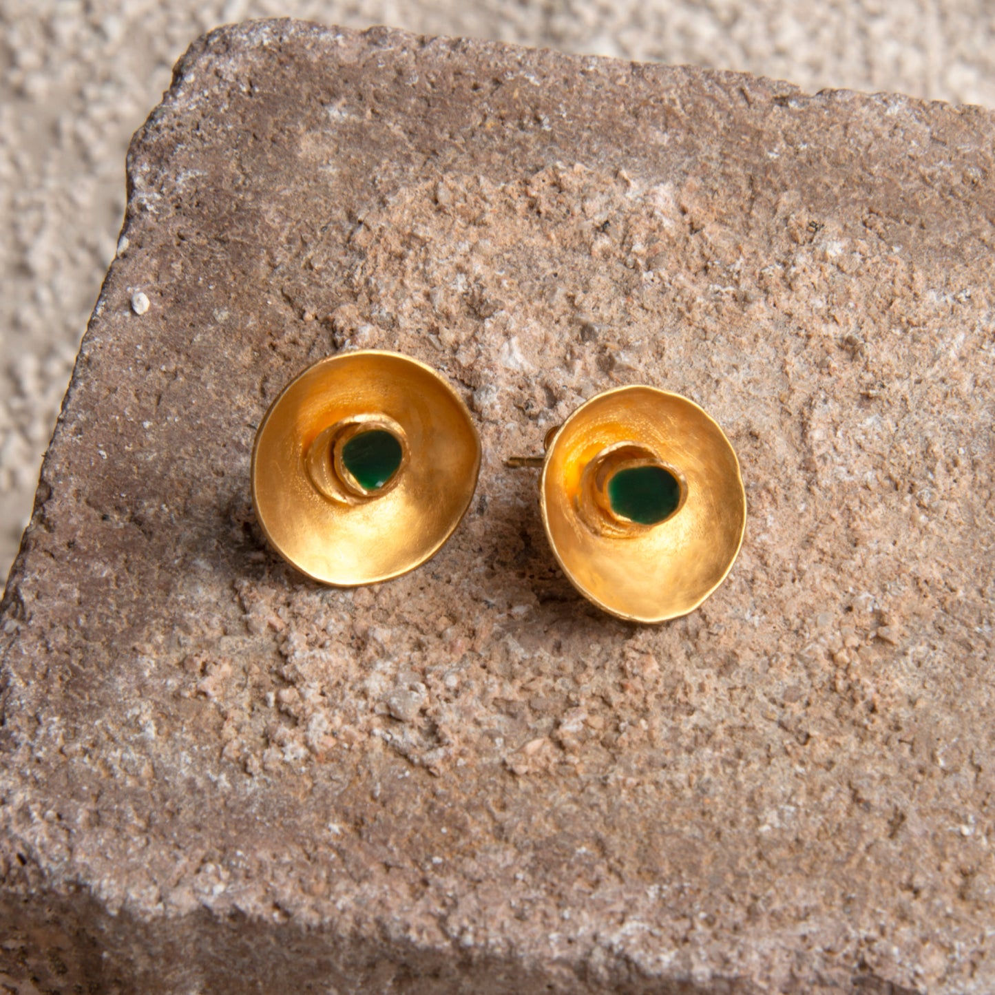 Anuish Earrings – Golden Verdure