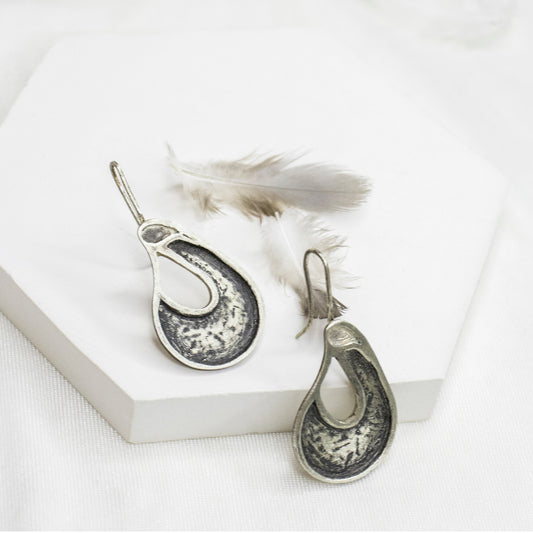 Affection Earrings – Silver Dust
