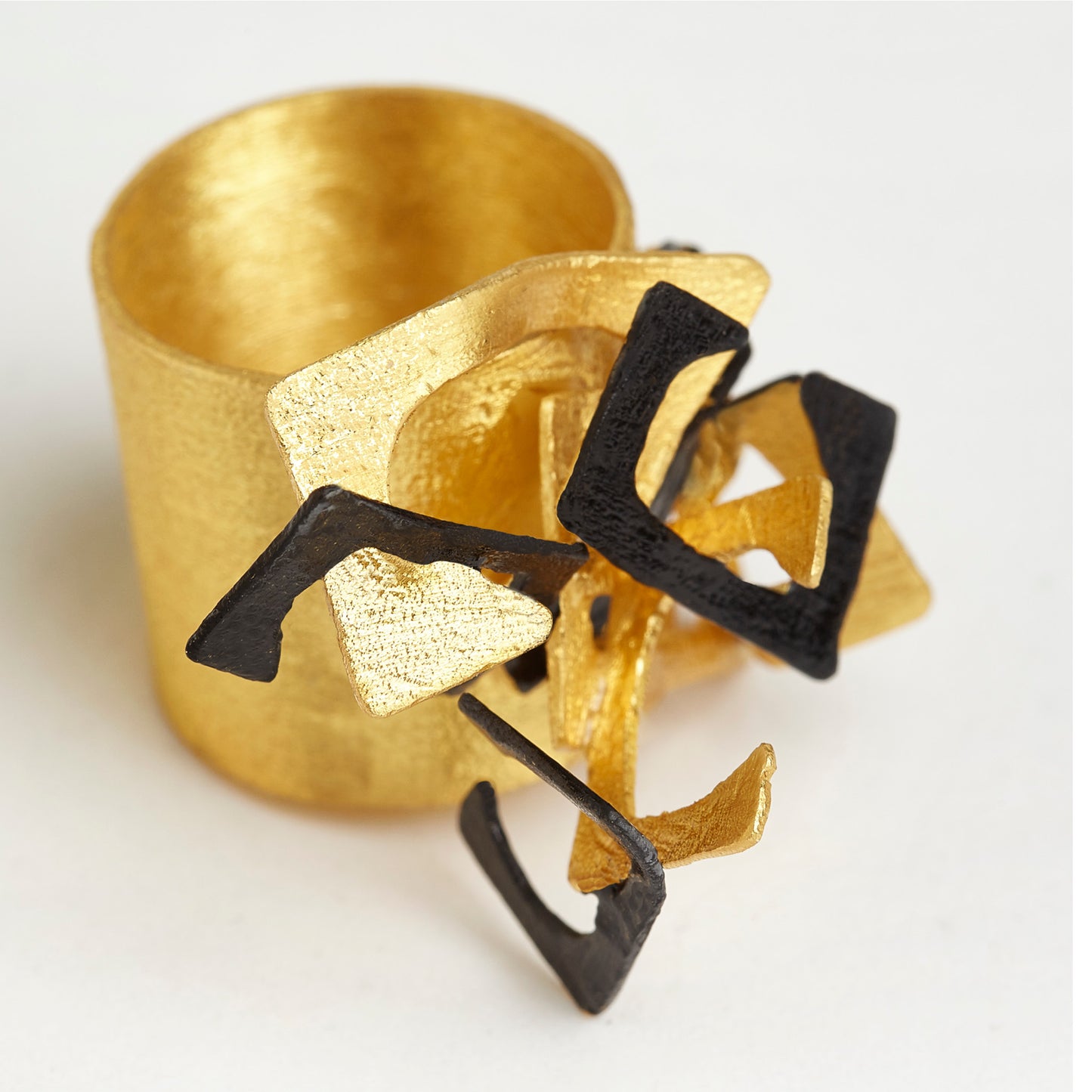 Detonation Rings — The Art of Release